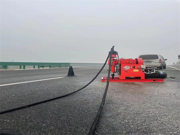 社旗县马路路基路面开裂下沉注浆加固灌浆