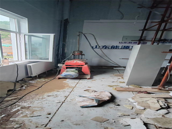 社旗县地基基础下沉墙体裂缝加固注浆顶升施工