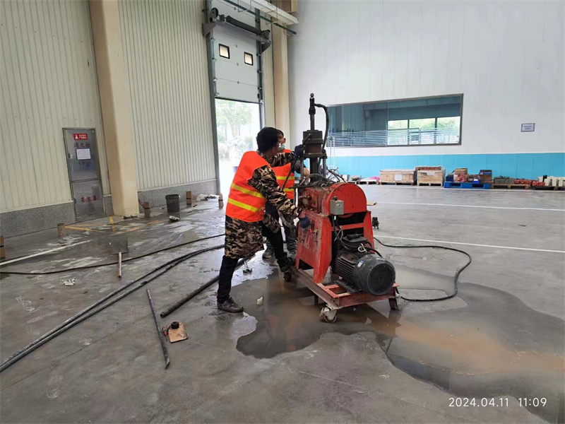 社旗县厂房地面下沉塌陷注浆加固施工